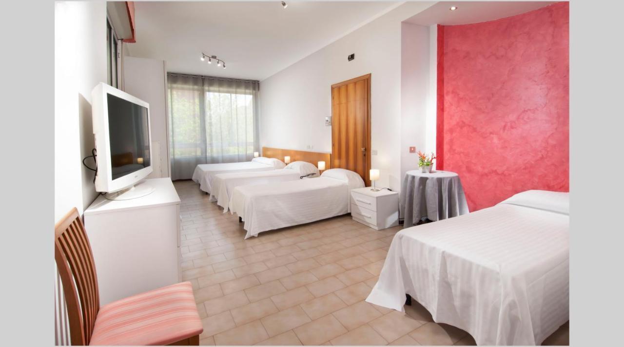 Hotel Le Querce Senigallia Extérieur photo